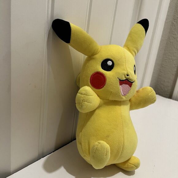 Pokémon Pikachu 10" Plush Stuffed Animal Toy 2018 Wicked Cool Toys WCT Nintendo - Picture 4 of 9